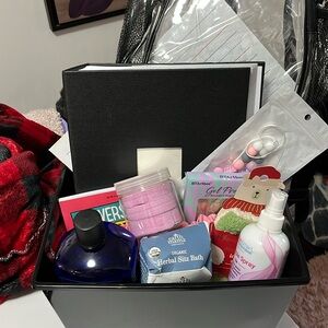 Mama to be gift basket girl mom